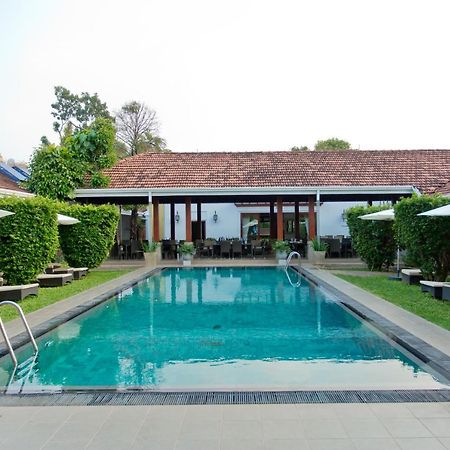 Hotel Swanee Grand Negombo Exterior foto