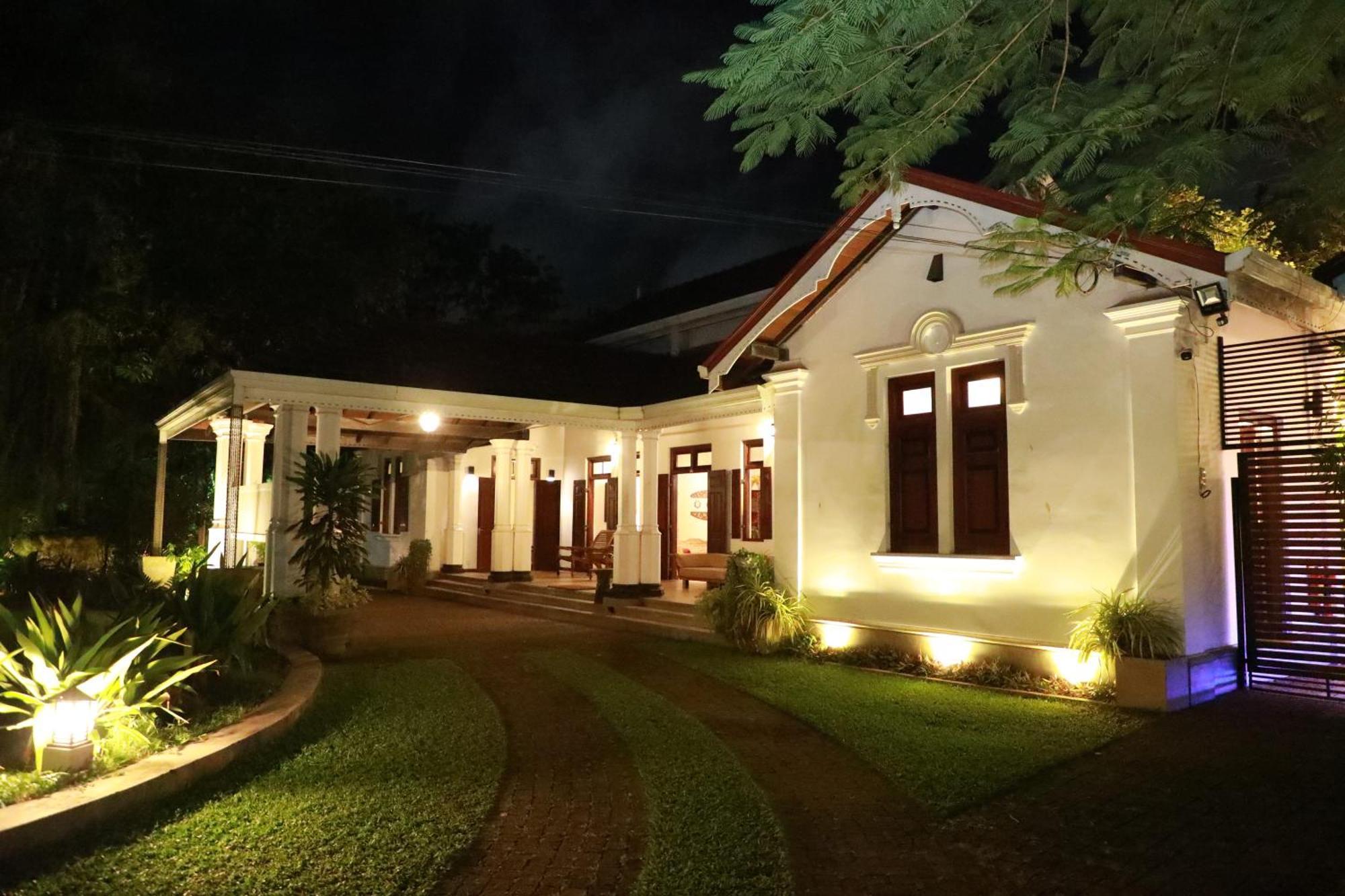 Hotel Swanee Grand Negombo Exterior foto