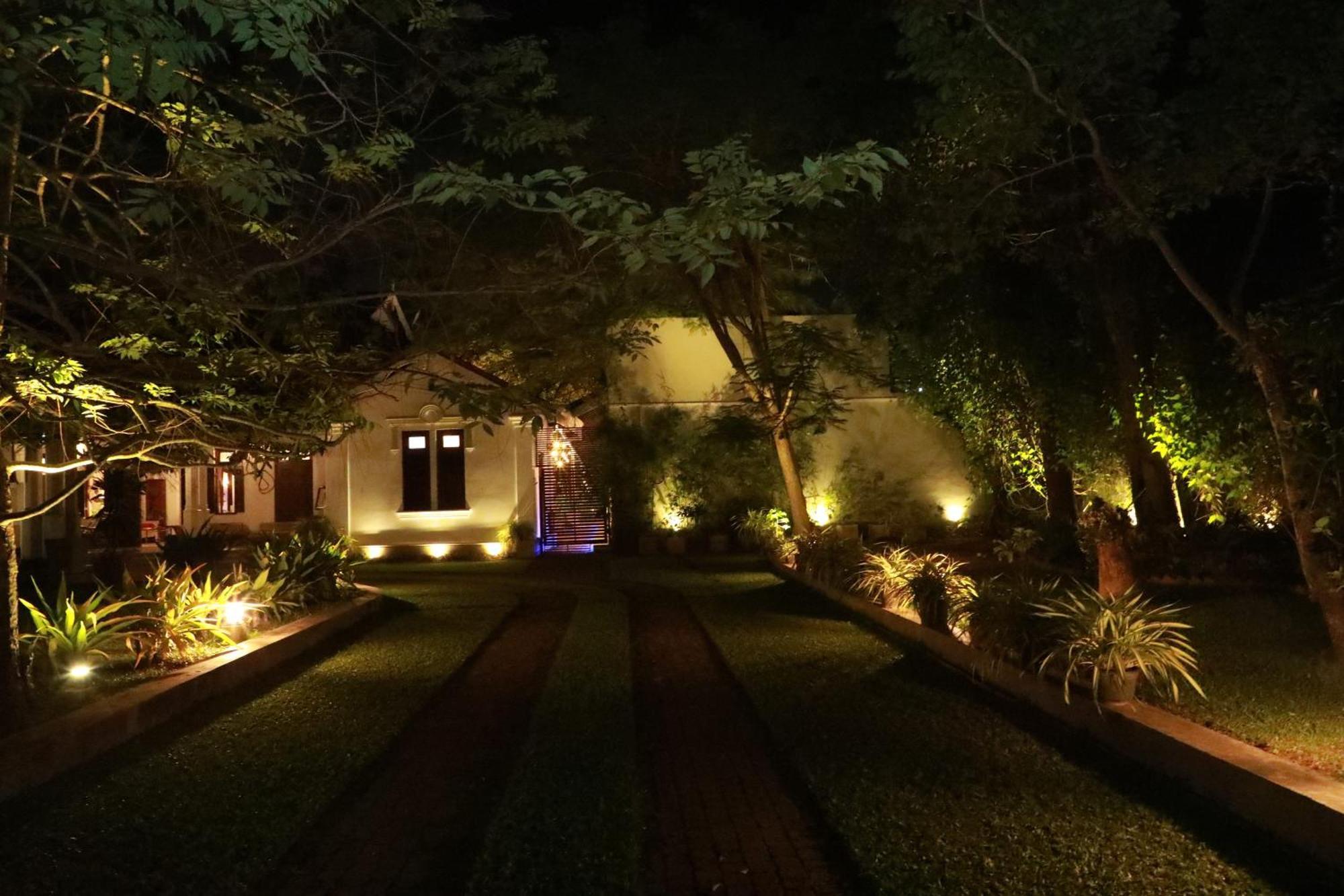 Hotel Swanee Grand Negombo Exterior foto